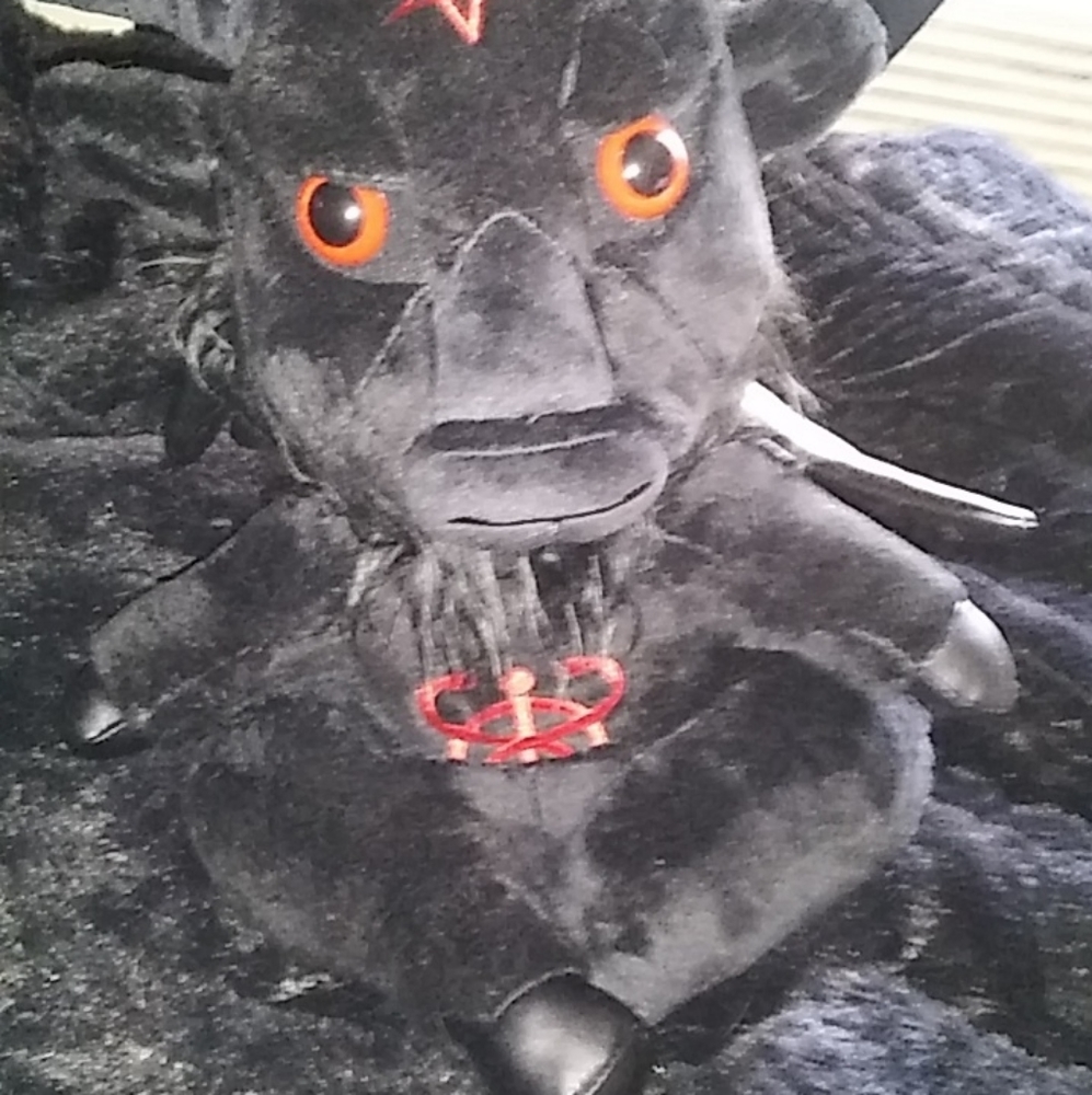 Sold out killstar baphomet